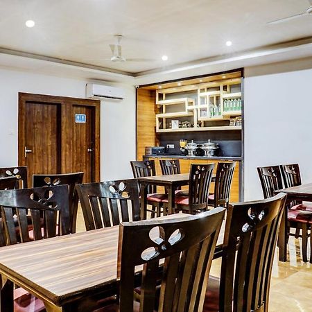 Treebo Trip Seven Olives Andheri Mumbai Exterior photo